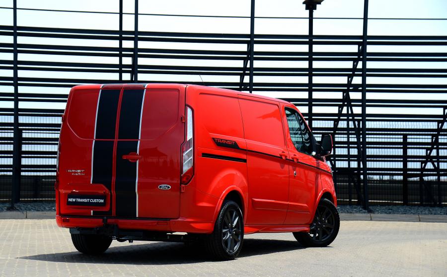  Ford Transit Custom Sport 2018 года  (ZA) (фото 13 из 25)